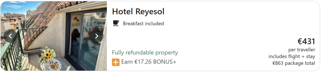 Hotel Reyesol viešbutis Fuengirola, Costa del Sol – balkonas su staliuku, miesto vaizdas ir šviesus kambarys su pusryčiais įskaičiuotais.