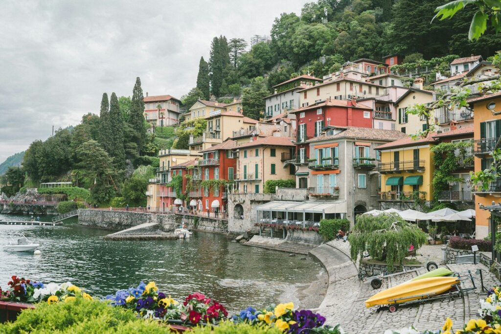 7 dienų kelionės planas prie Como ežero Italijoje su dienos turais, laivo išvykomis, Bellagio ir Varenna miesteliais bei individualiai parinktais viešbučiais
