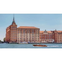 Flash Sale hotel deal